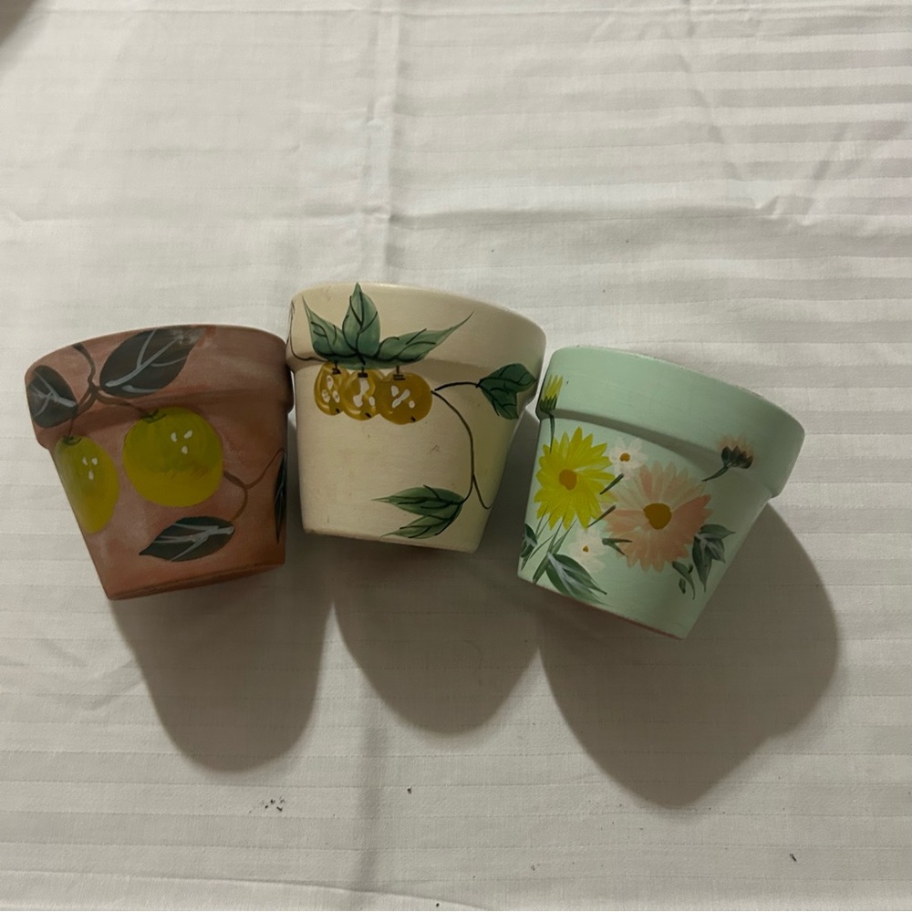 3 Painted small flower pots